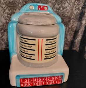 Retro Jukebox Cookie Jar 1993